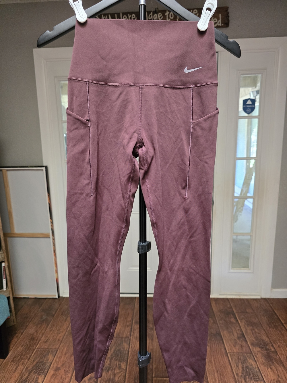 Nike High-Waist Pocket Leggings in Mauve